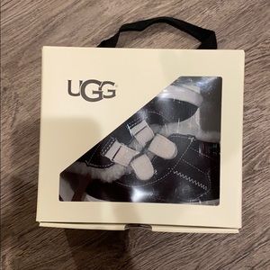 New in box infant Uggs! Size 4/5